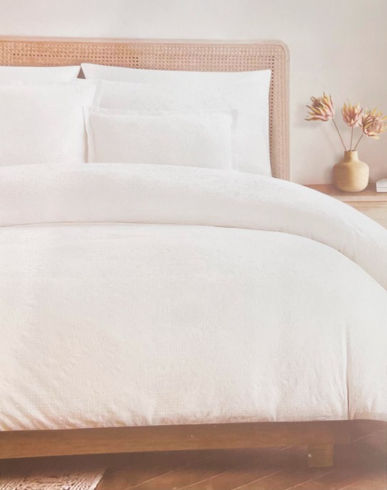 White Queen/Double Size Bedding Set with up to 7 Pillows